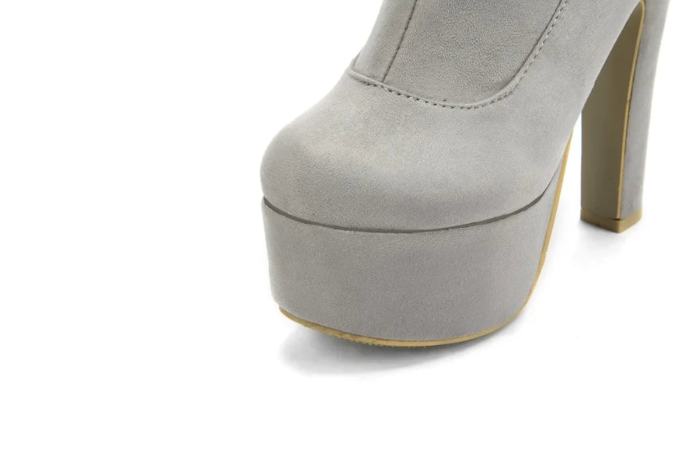 Bangin' Bussy Babe Mid-Calf Platform Boot Heels