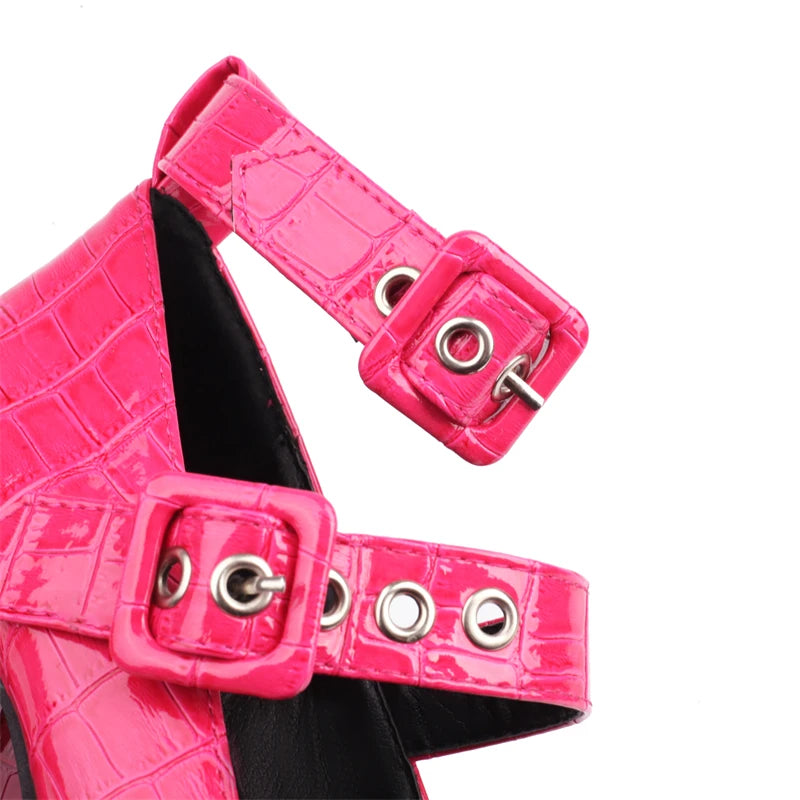 Gape Me Gator Platform Buckle Heels